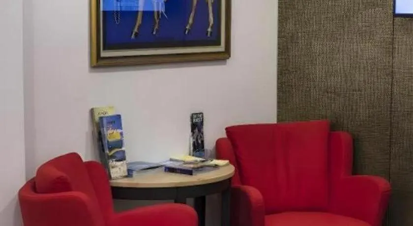 Hotel Insuna Johor Bahru 2*,